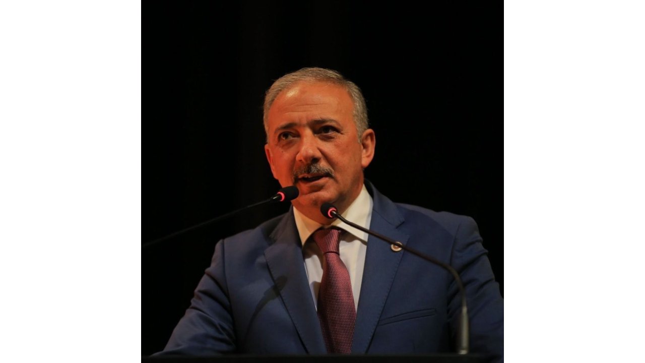 Ak Parti Muğla Milletvekili Mete Trafik Kazası Geçirdi