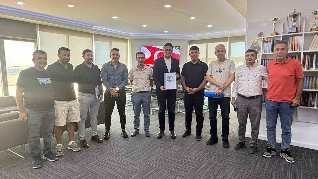 Aliağa’da Master Futbol Turnuvası Başlıyor