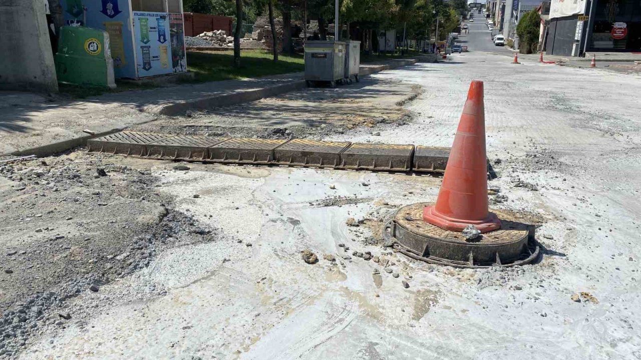 Masko’nun 2 Yıl Önce Sel Vuran Yolu Bozuldu: İbb 2 Ay Önce Başladı, Yarım Bıraktı