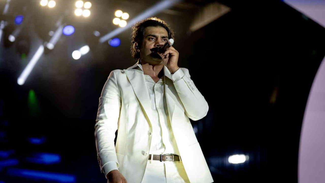 Bayhan Erzurum’da Coşturdu