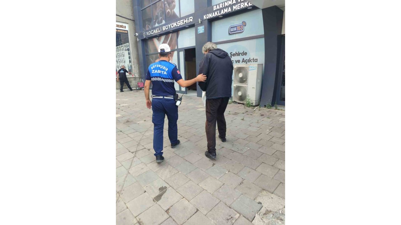 Evsiz Vatandaşa Kucak Açtılar