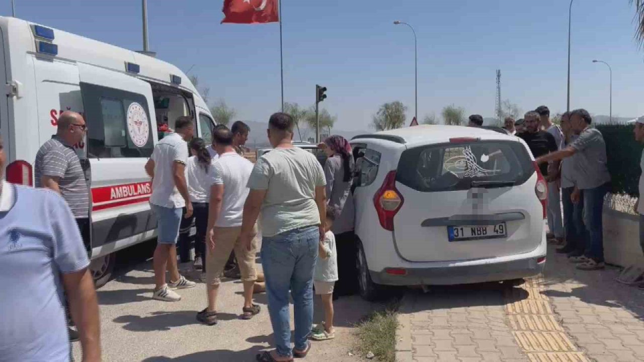 Düğüne Giderken Kaza Yaptılar: 3 Ölü, 2 Yaralı