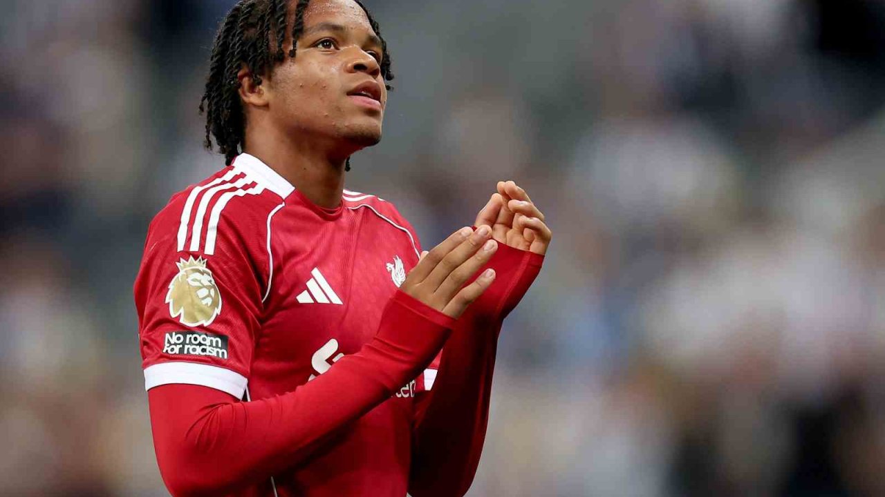 Liverpool, 16 Yaşındaki Ngumoha İle Kazandı