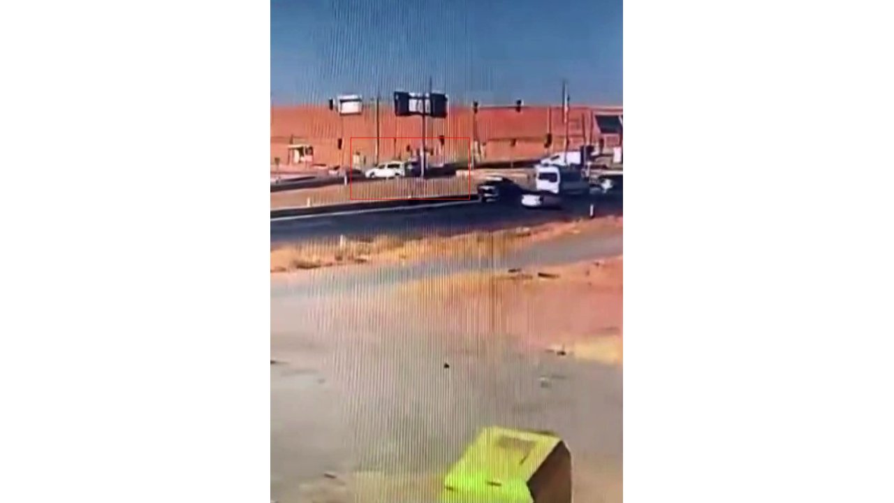 Anayoldaki Kavşakta Ters Yöne Girdi, Kaza Kaçınılmaz Oldu