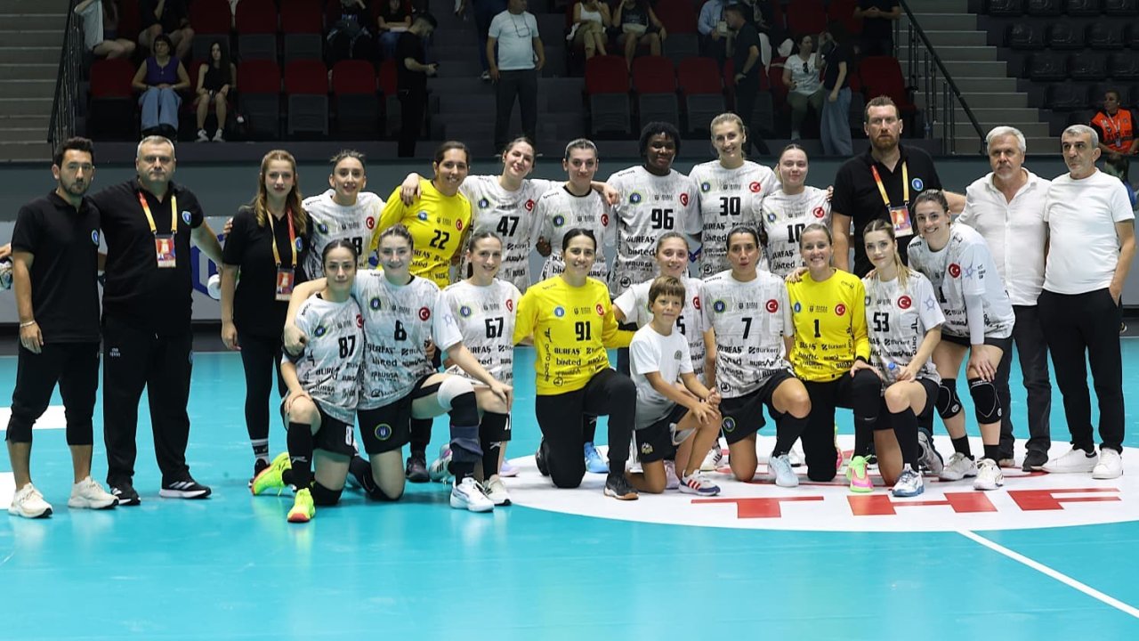 Büyükşehir Hentbol Takımı Finalde