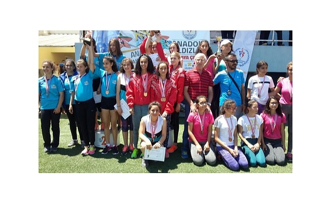 Atletizim Şampiyonları Şahintepe’den