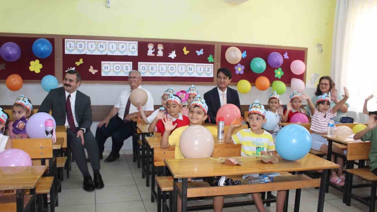 Köyceğiz Kaymakamı Kumcu, Uyum Haftası Kapsamında Öğrencilerle Buluştu