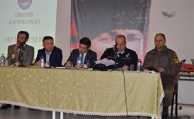 Ermenek Kaymakamlığı Okul Güvenliği Toplantısı Yapıldı