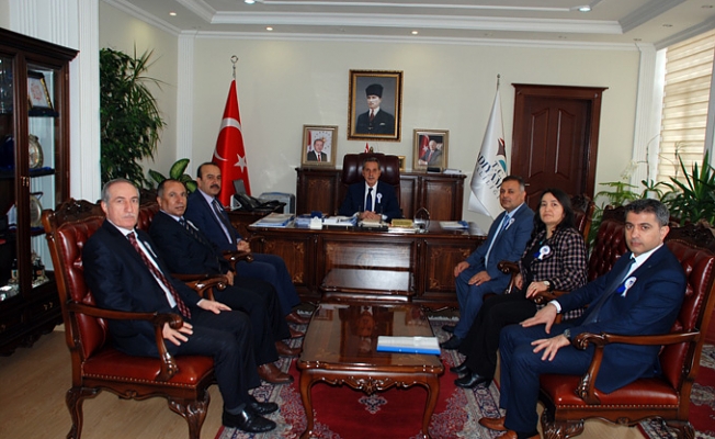 DEFTERDARLIK’TAN VALİ KALKANCI’YA VERGİ HAFTASI ZİYARETİ