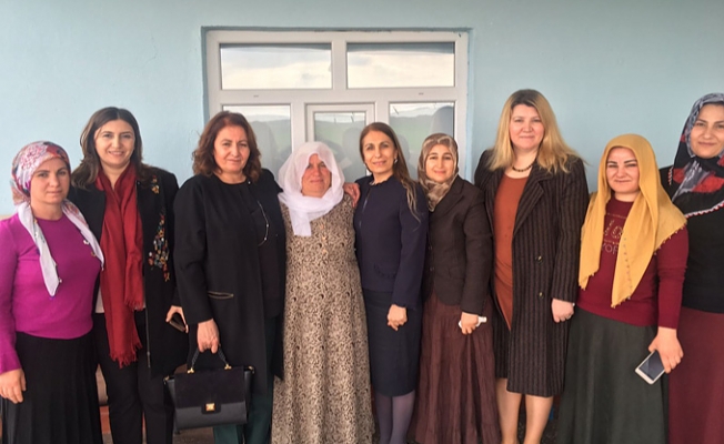 PROTOKOL EŞLERİ’NDEN ŞEHİT AİLELERİNE ZİYARET