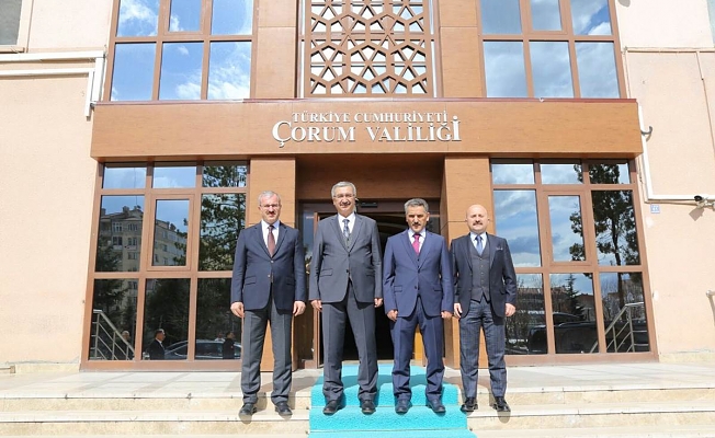 VALİMİZ, ÇORUM VALİLİĞİ'Nİ ZİYARET ETTİ
