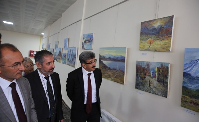 Kazakistan’dan Türkiye’ye Resim Sergisi’ne Büyük İlgi