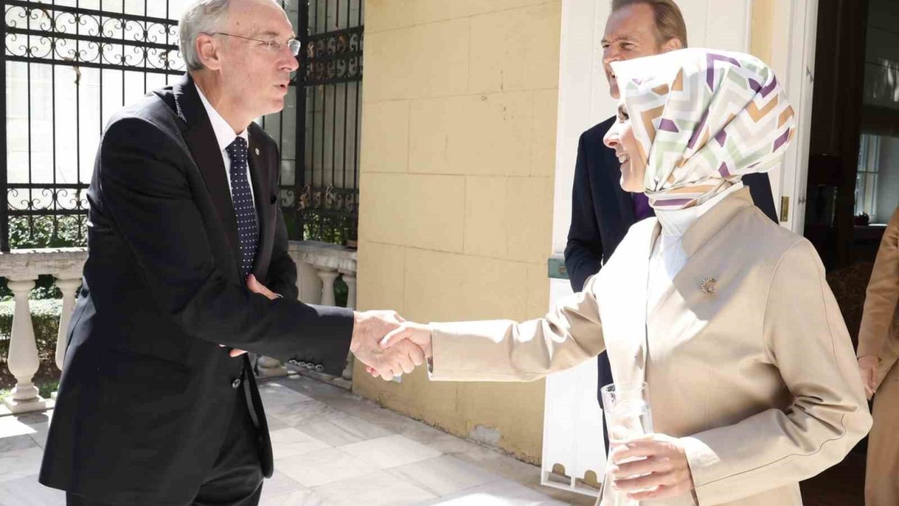 Bakan Göktaş, Frankofon Büyükelçiler İle Bir Araya Geldi