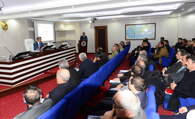 VALİ BİLMEZ BAŞKANLIĞINDA UYUŞTURUCUYLA MÜCADELE TOPLANTISI YAPILDI