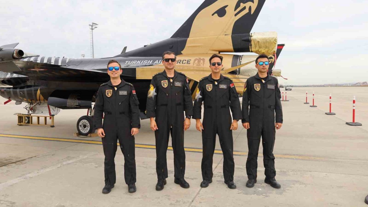 Solotürk Gösteri Ekibi Teknofest İçin Yapacağı Gösteriye Böyle Hazırlandı