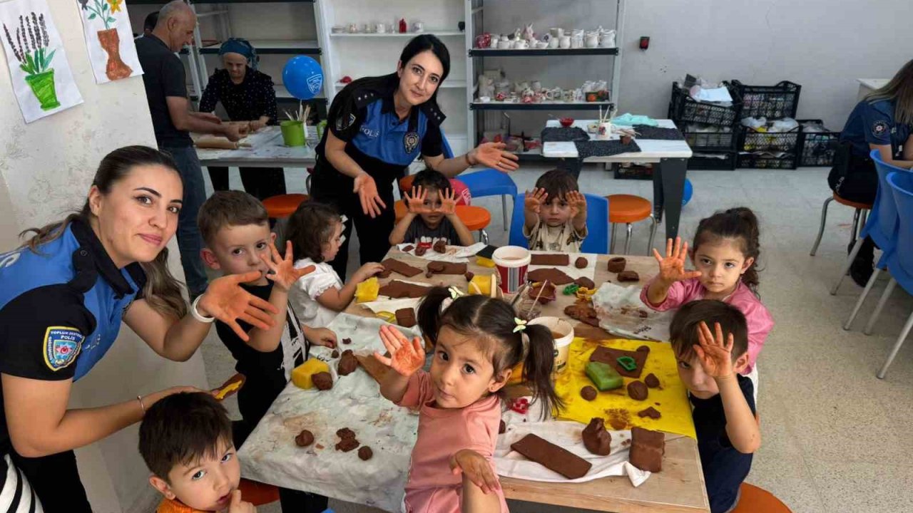 Hakkari Polisinden Miniklere Seramik Sürprizi
