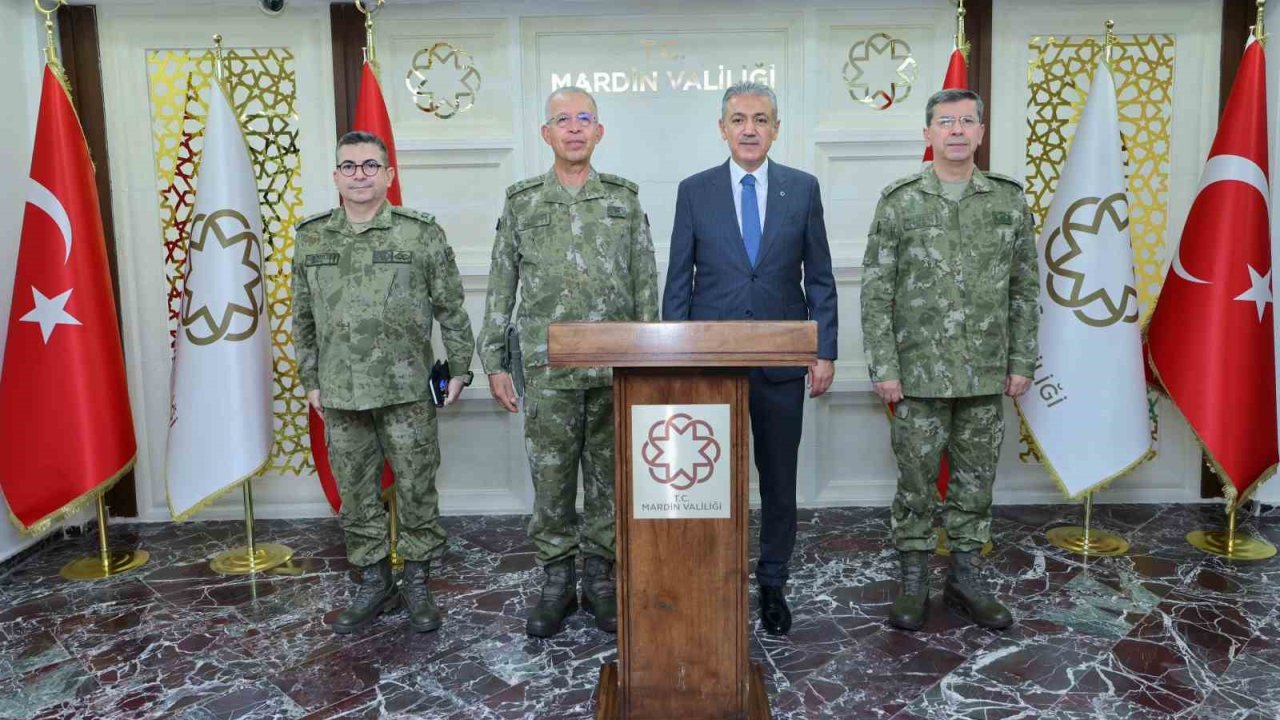 2. Ordu Komutanı Korgeneral Topaloğlu, Mardin Valisi Akkoyun İle Bir Araya Geldi