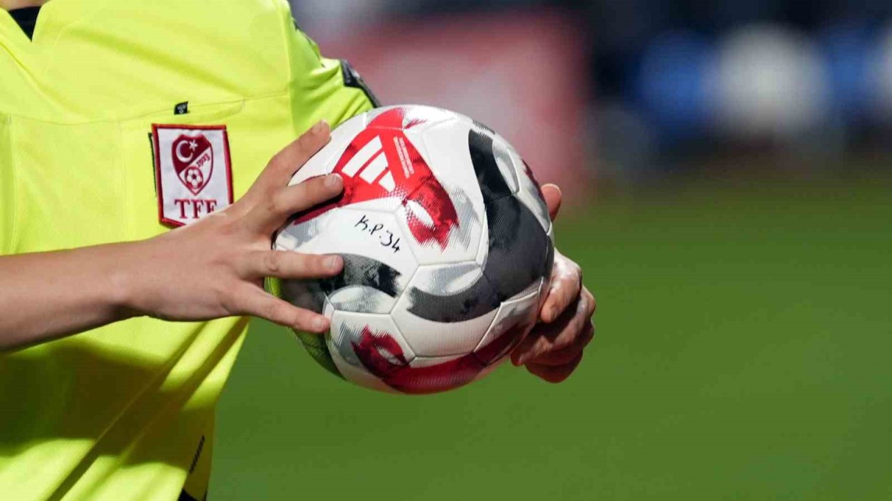 Kayserispor - Beşiktaş Maçının Hakemi Adnan Deniz Kayatepe Oldu
