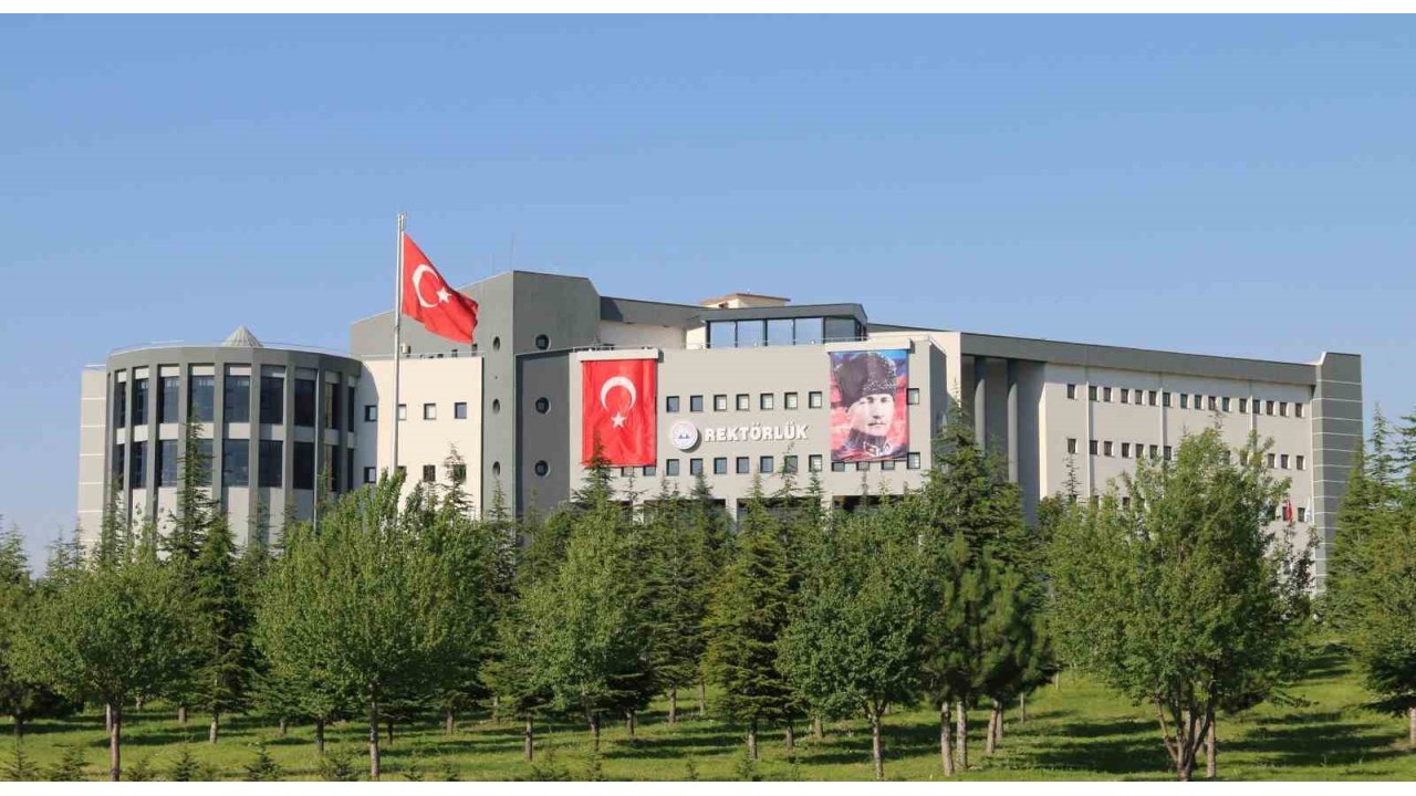 Erü’den 31 Öğretim Üyesi 2024 ‘En Etkili Bilim İnsanları’ Listesinde Yer Aldı
