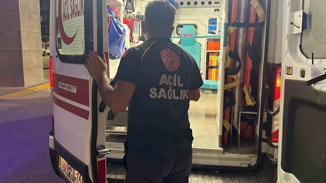 Evde Baygın Bulunan Kız Çocuğu Yaşam Mücadelesi Veriyor