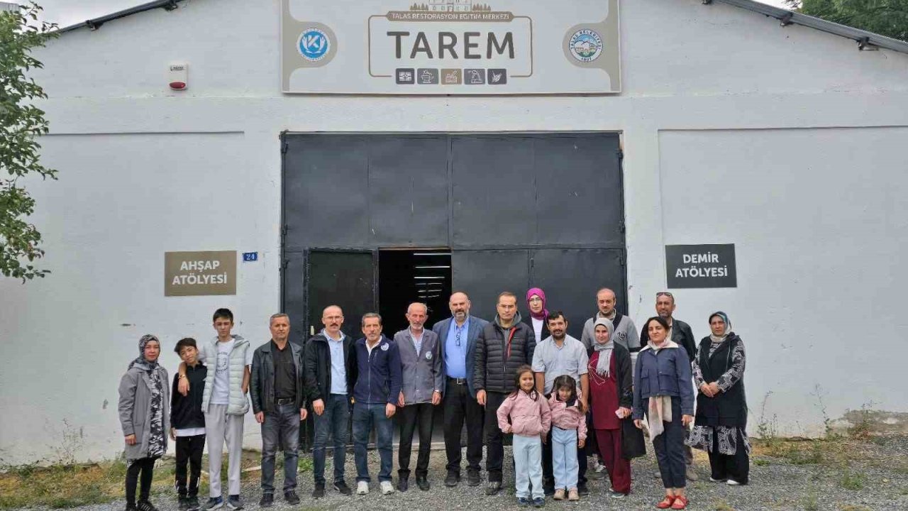 Tarem Geleneksel Sanatları Yaşatmaya Devam Ediyor