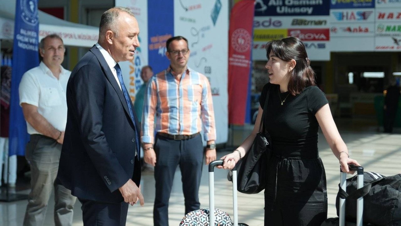 Balıkesir’de Üniversite Öğrencilerine Rehberlik Ve Destek