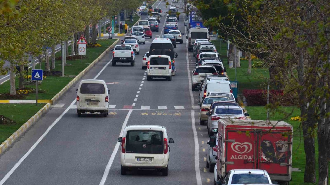 Tekirdağ’da Motorlu Kara Taşıtı Sayısı 374 Bin 775’e Ulaştı