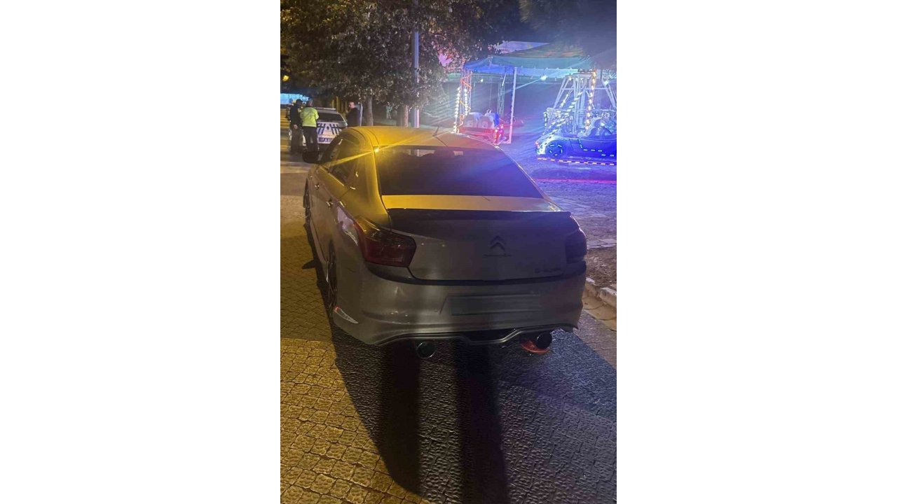 Yediemin Otoparkında Olması Gereken Araç Trafikte Yakalandı
