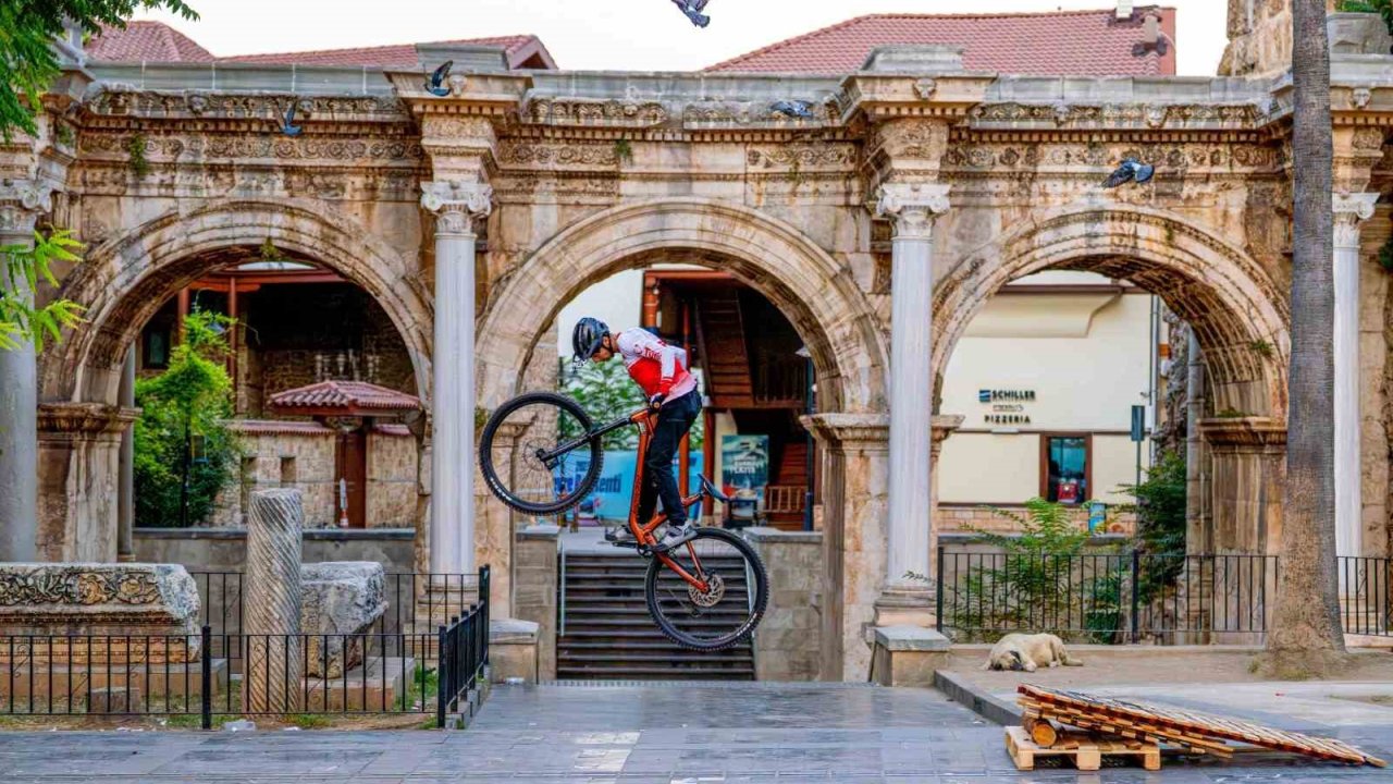 Tarihin Dar Sokaklarında Pedal Sesleri: Pedalia Fest Oldtown Başlıyor