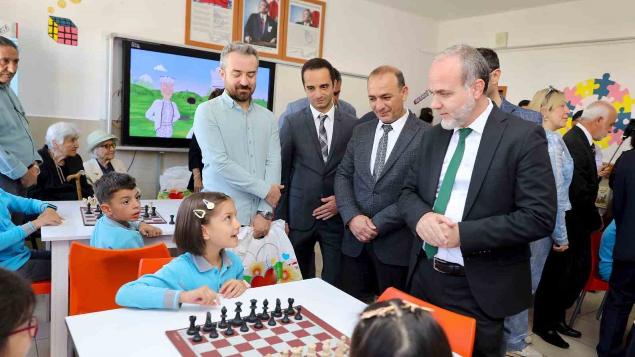’zeka Oyunları Sınıfı’ İle İlkokul Öğrencileri Zihinlerini Geliştirecek