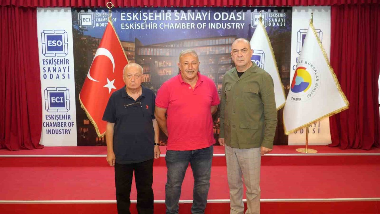 Eso Başkanı Kesikbaş’tan Avrupa’da Yaşayan Türkler Ve Emirdağlılara Övgü