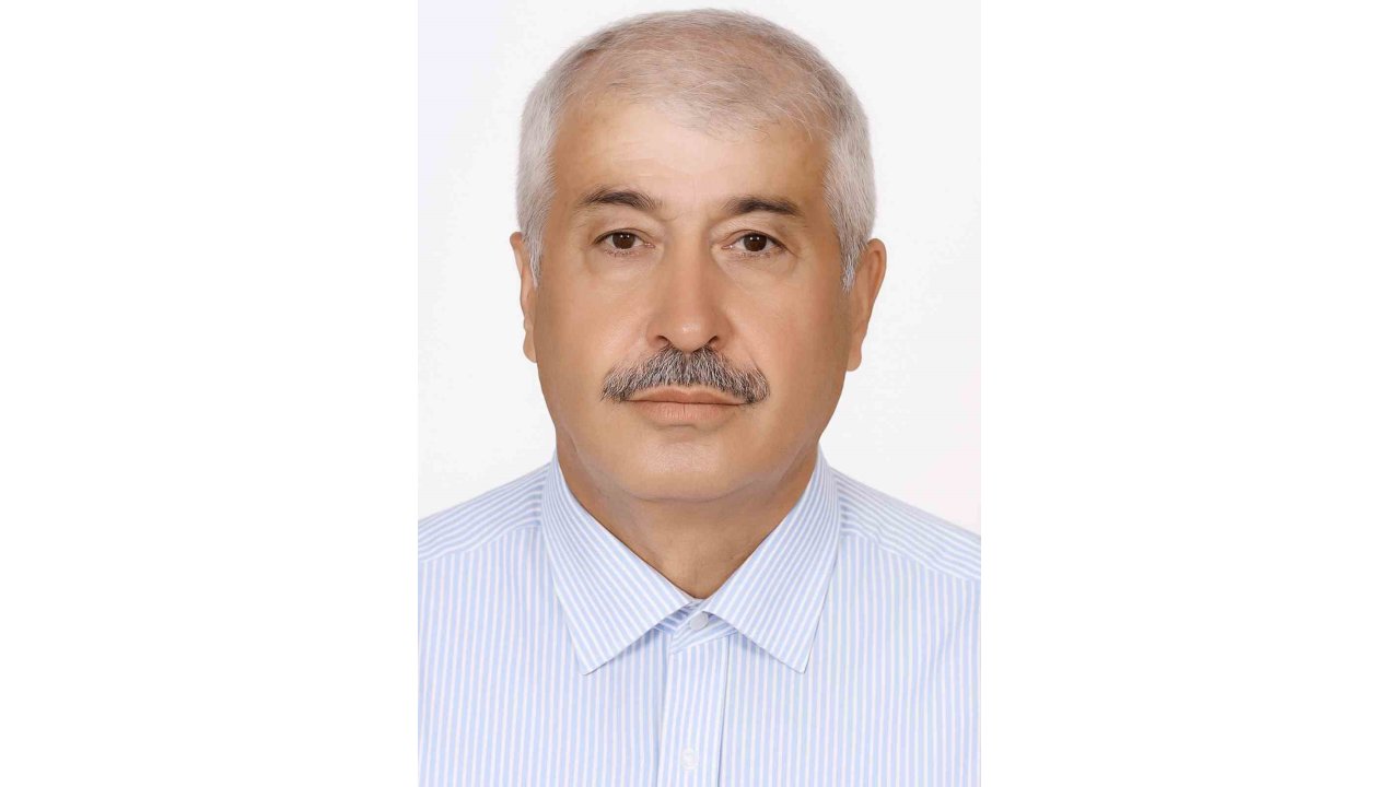 Arı Sokması Alerjisi Olan Yaşlı Adam Traktörünün Direksiyonunda Ölü Bulundu