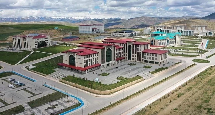 Bayburt Üniversitesinden ’ilk Dersim Filistin’ Konferansı