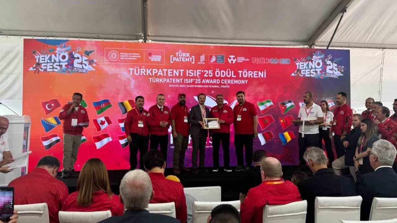 Düzce Üniversitesi Uluslararası Buluş Fuarından 3 Madalya İle Döndü