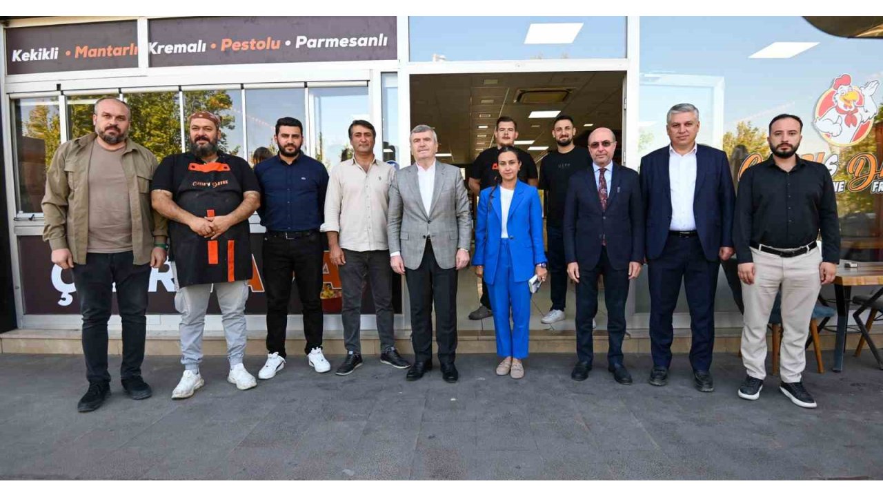 Başkan Pekyatırmacı Ve Milletvekili Akyürek Selçuklu’da Esnaf Ve Saha Gezisi Gerçekleştirdi