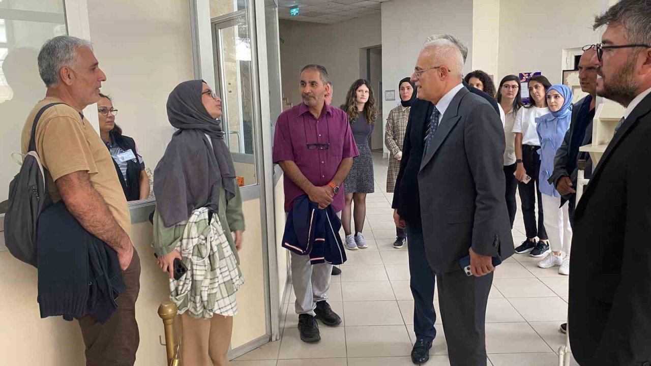 Akçakoca’ya Gelen Öğrencilerle Buluştu