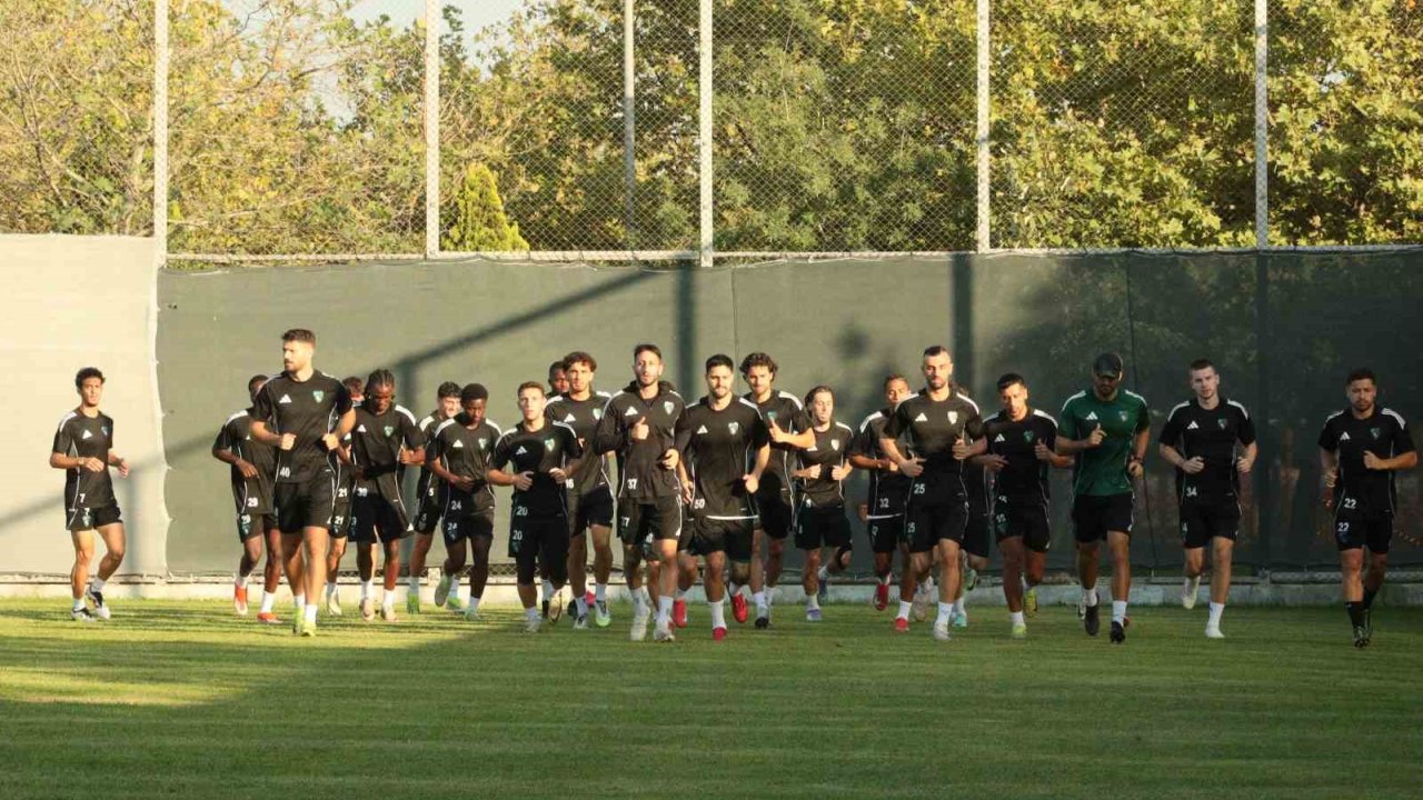 Kocaelispor, Beşiktaş Maçının Hazırlıklarını Sürdürüyor
