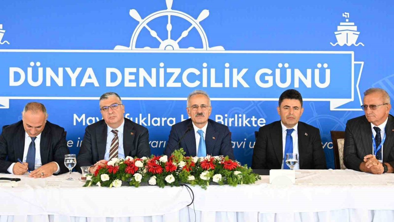 Ulaştırma Ve Altyapı Bakanı Abdulkadir Uraloğlu: