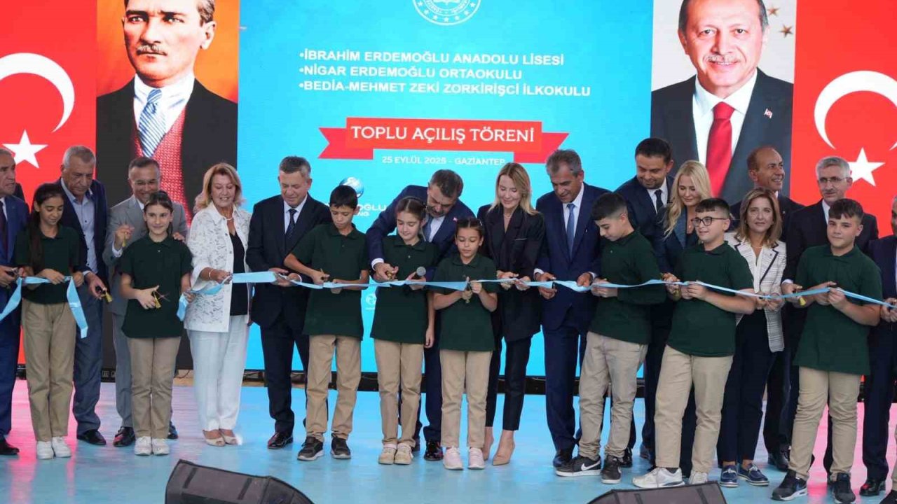 Milli Eğitim Bakanı Tekin, Gaziantep’te 3 Okulun Açılışını Yaptı