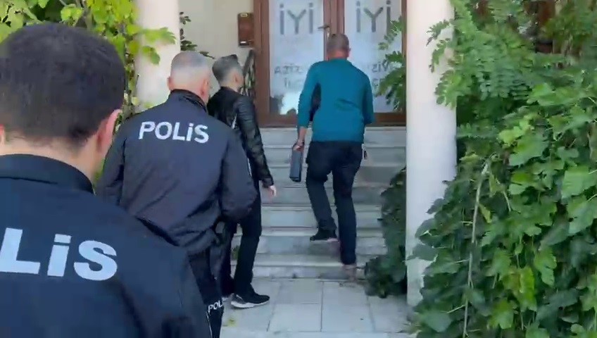 İyi Parti İcralık Oldu
