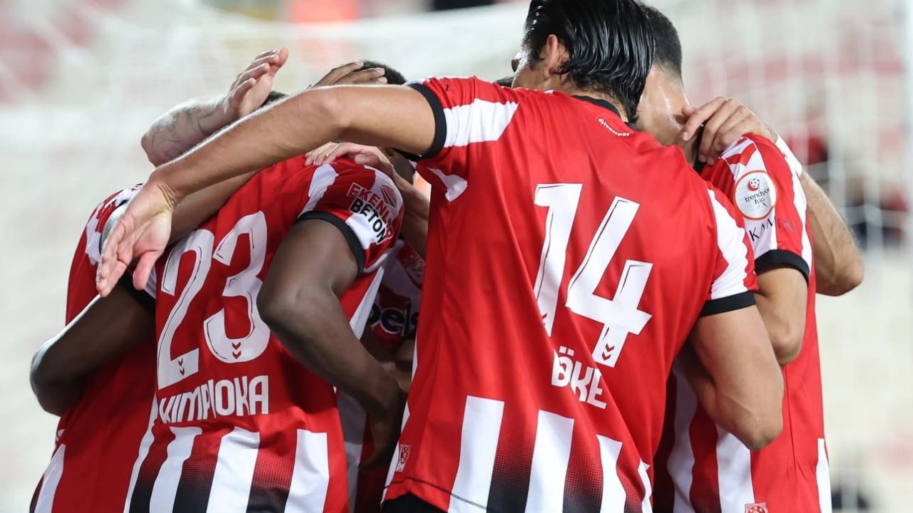 Sivasspor - Serik Spor Maçının Gelirleri Gazze’ye Bağışlanacak