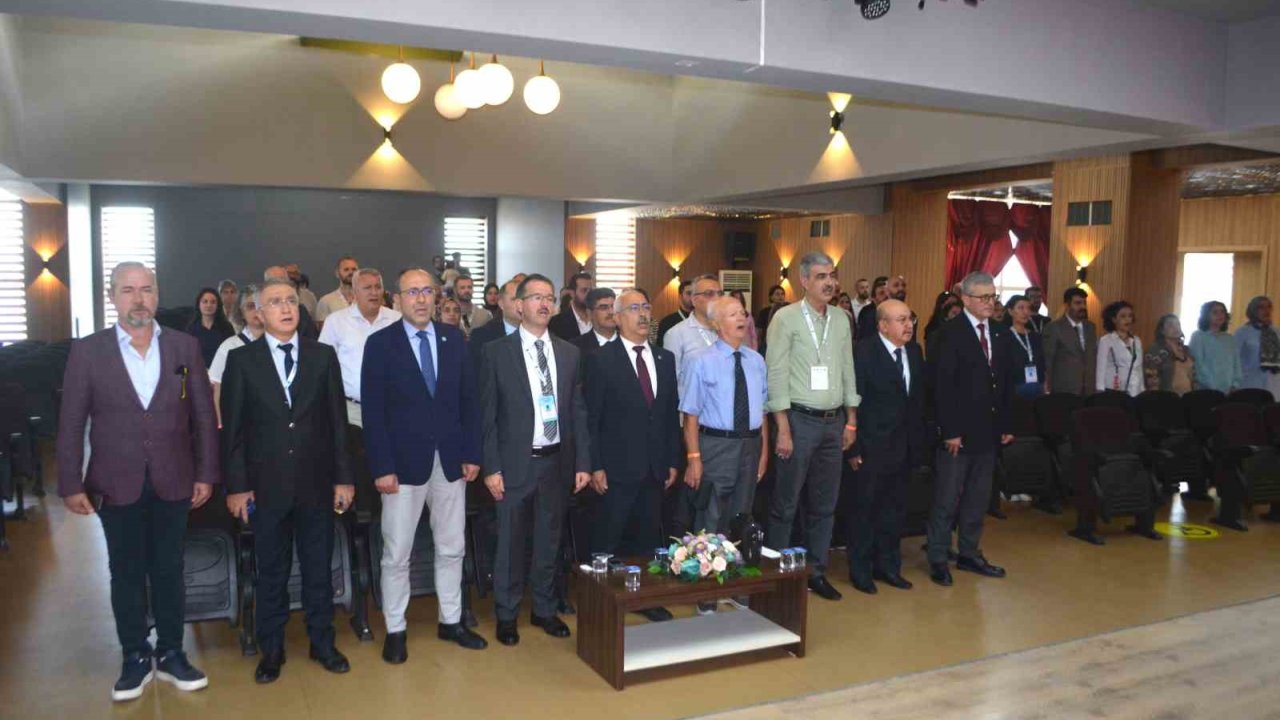 13. Ulusal 4. Uluslararası Veteriner Anatomi Kongresi Ayvalık’ta Başladı