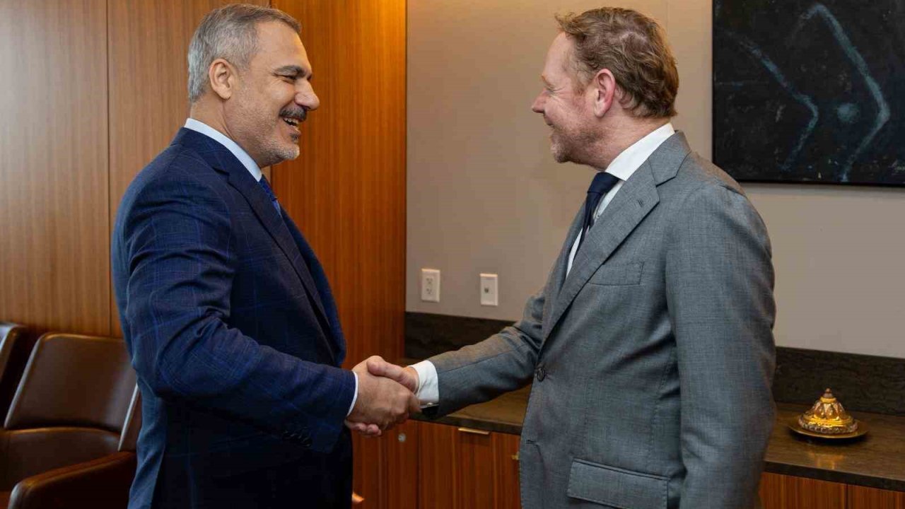 Bakan Fidan, Hollandalı Mevkidaşı Van Weel İle Bir Araya Geldi