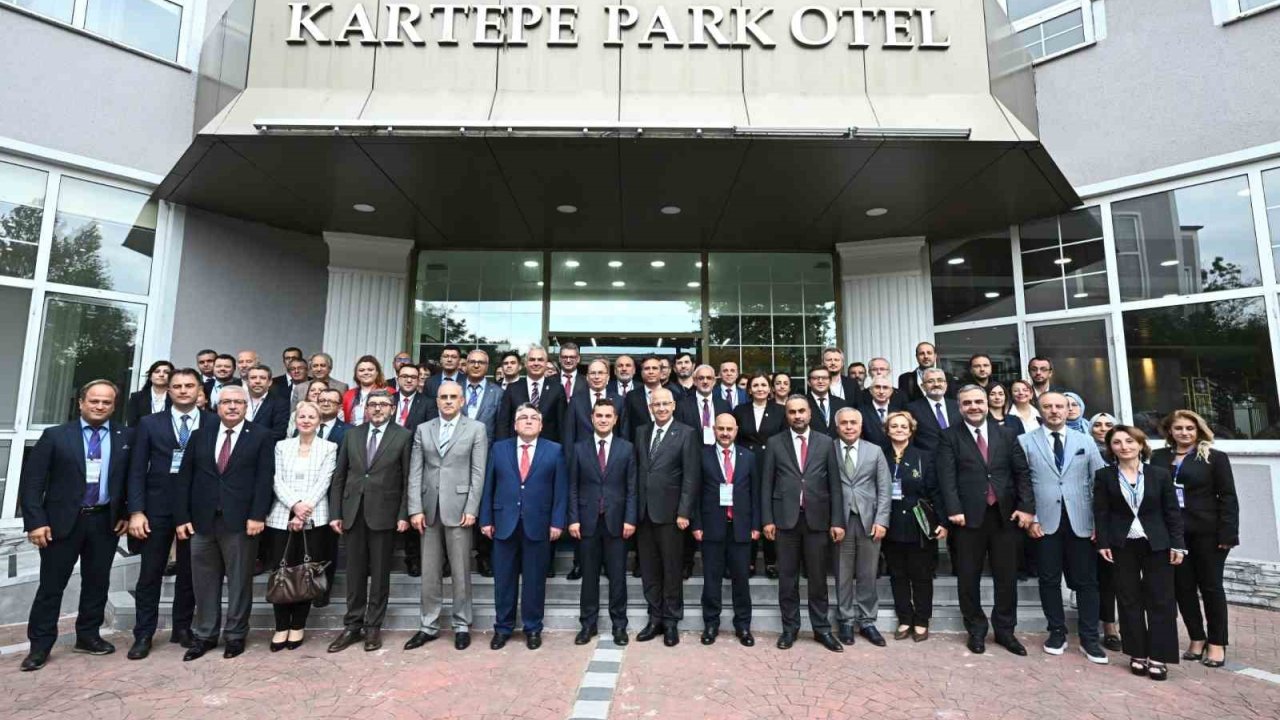 Bşeü Rektörü Kaplancıklı, Batı Karadeniz Üniversiteler Birliği Çalıştayına Katıldı
