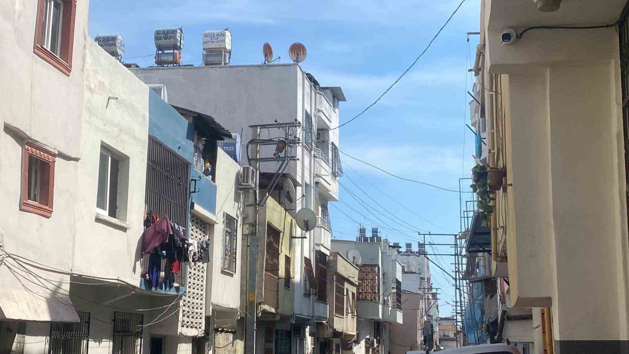 Düğünde Ateş Alan Silah 20 Yaşındaki Genci Hayattan Kopardı