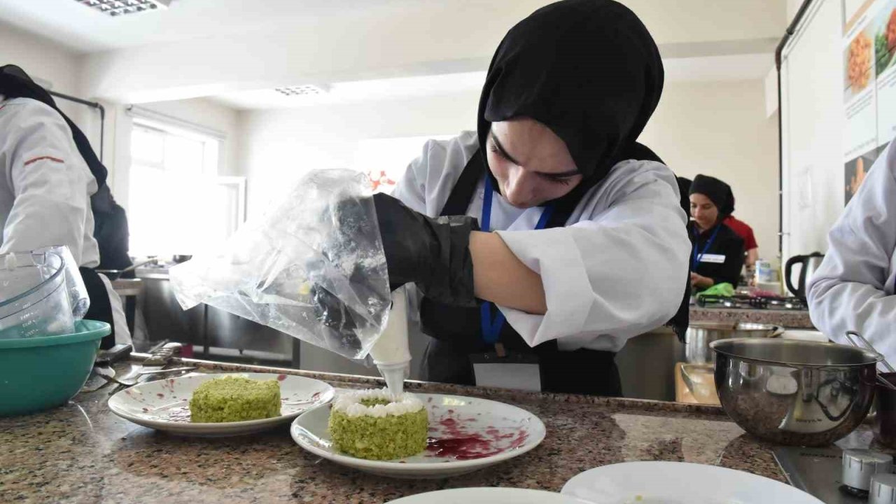 Gastronomi Lisesi Gençleri Bekliyor