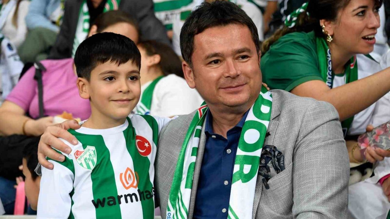 Osmangazi’nin Miniklerinden Bursaspor’a Büyük Destek