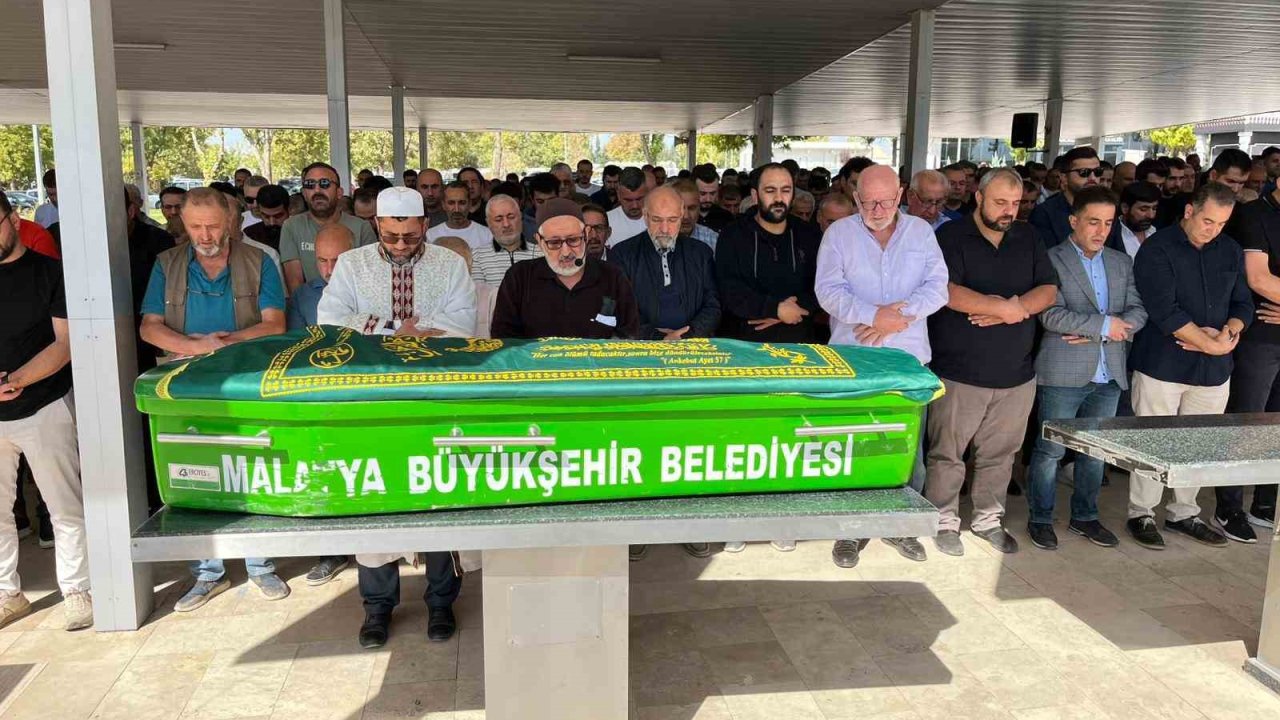 Malatya’da Düğün Öncesi Kaybolan Genç Gözyaşlarıyla Defnedildi