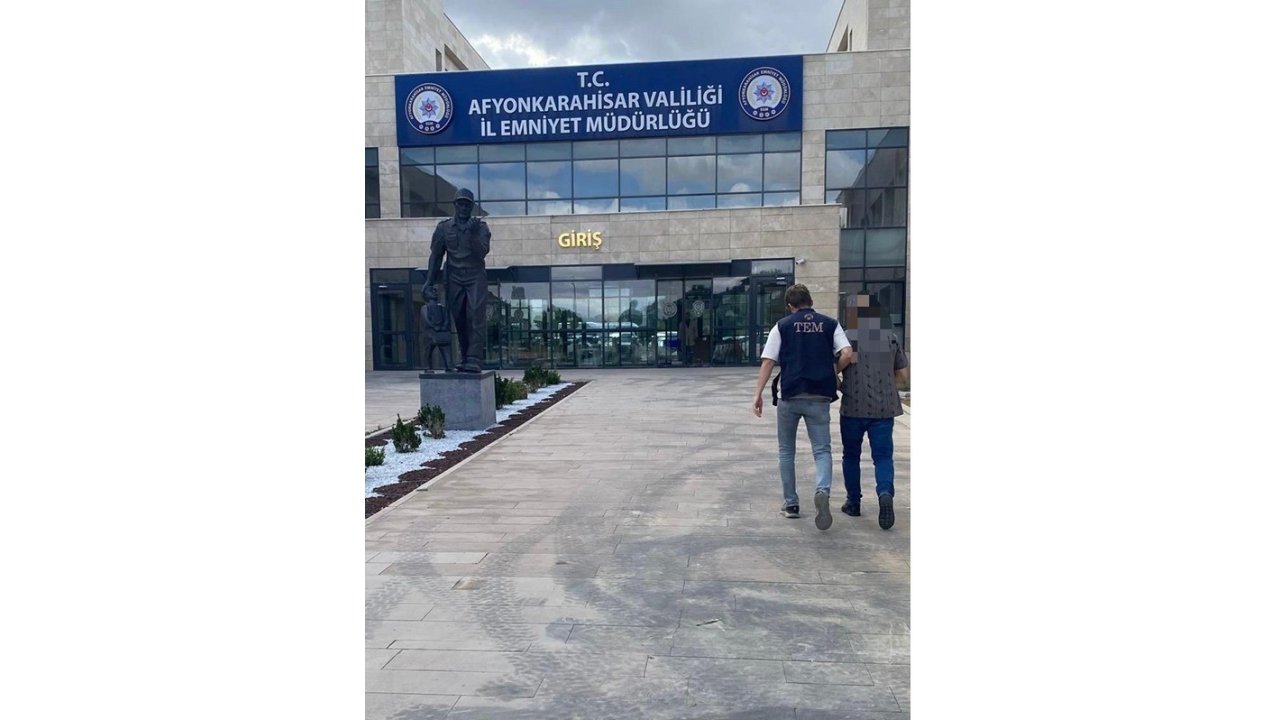 Komiser Yardımcılığı Sorularını Çalan Fetö Üyesi Yakalandı
