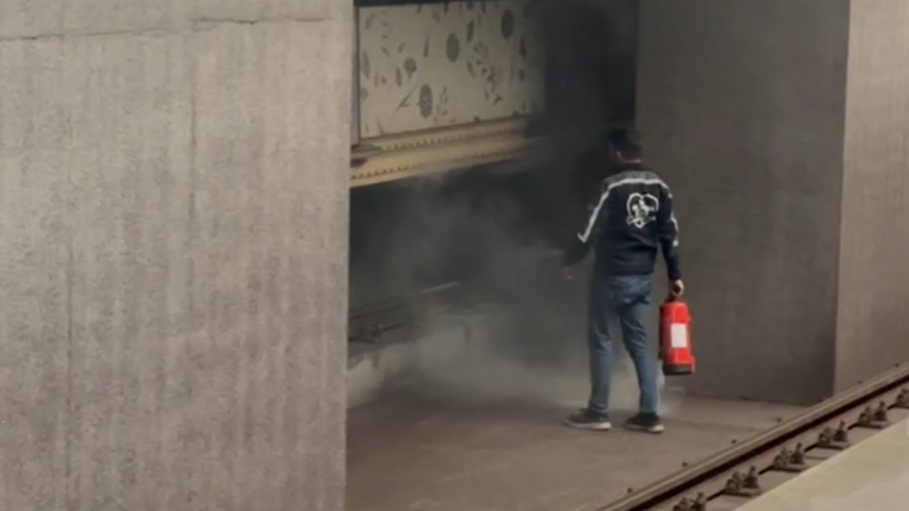 Mahmutbey Metrosunda Yangın: İstasyon Kapatıldı, Yolcular Tahliye Edildi